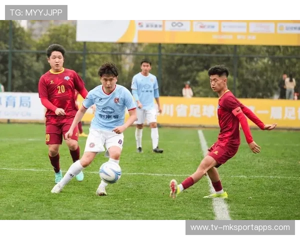 中国足球俱乐部强化青年球员竞技状态管理，足球青训人才