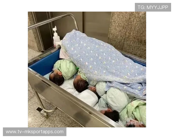 等待孩子出生的产房外,产房外等待孩子出生心情说说 等待孩子出生的产房外,产房外等待孩子出生心情说说
